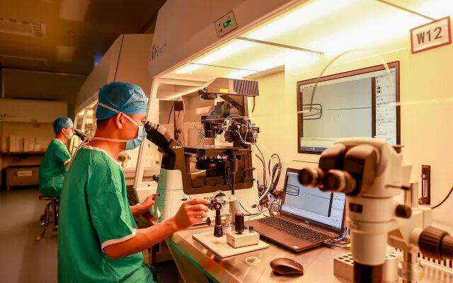 皇冠信用盘会员开户
_一婴儿出生就15岁皇冠信用盘会员开户
！被称为“最老婴儿”